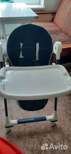 Стульчик для кормления capella