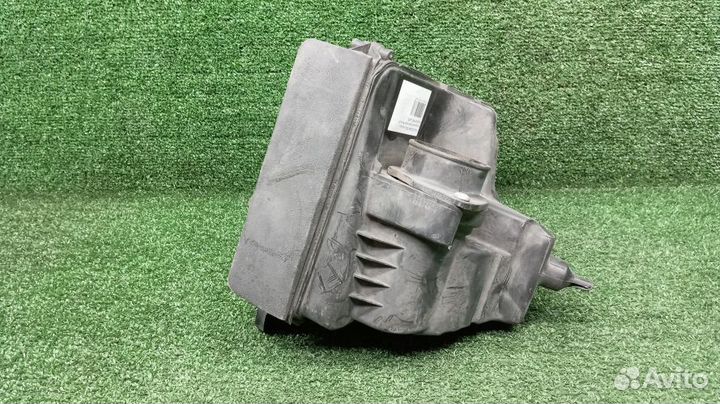 Корпус воздушного фильтра Renault Fluence