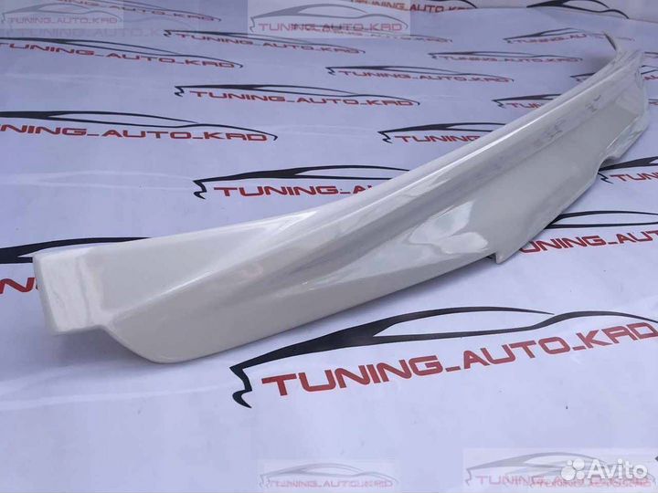 Спойлер под стекло Lexus LX 570, LX450d S0915