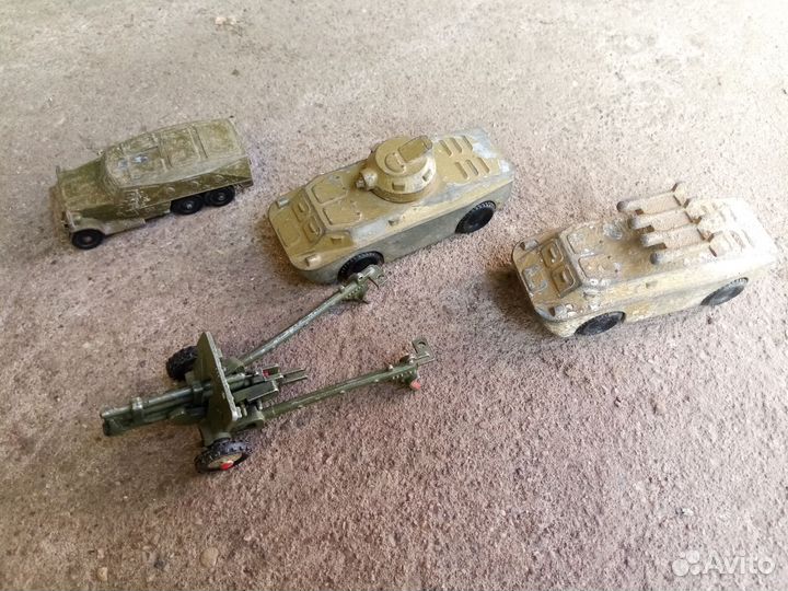 Игрушки металлические СССР