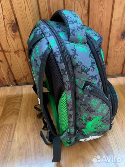 Рюкзак школьный