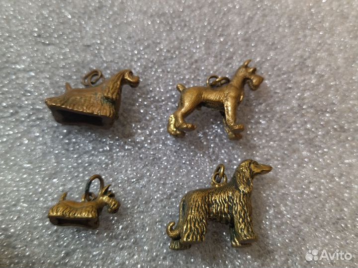 Брелки бронза литье