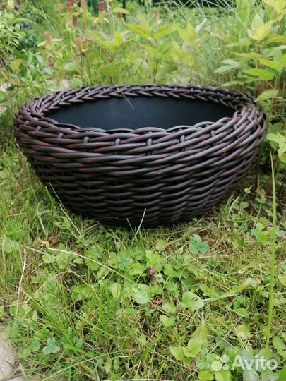 Цветник, кашпо из искусственного ротанга