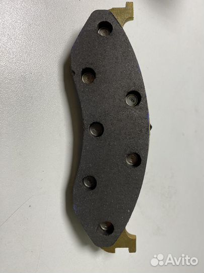 V1010058 колодки тормозные, передние Jeep