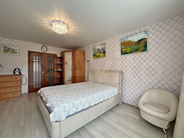 3-к. квартира, 73,3 м², 4/10 эт.