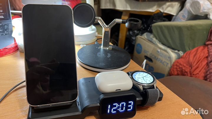 Док станция для iPhone