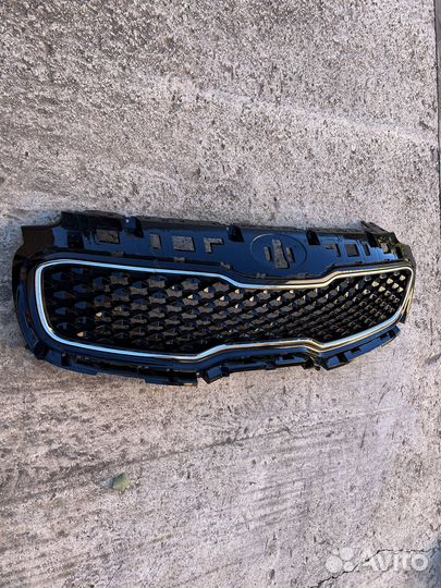 Решетка радиатора kia sportage 4