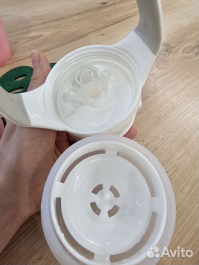 Поильник twistshake