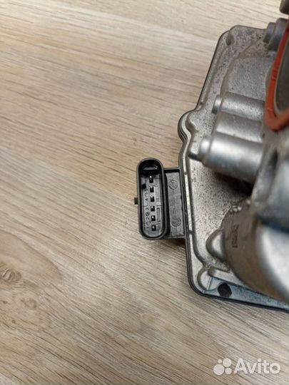 Дроссельная заслонка BMW X3 G01 2018 13548601651