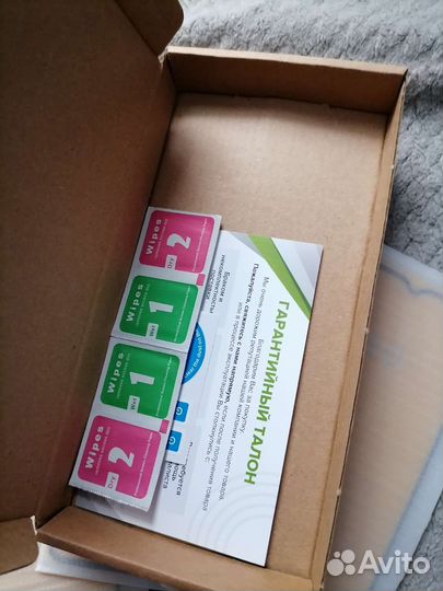 Стекло на телефон