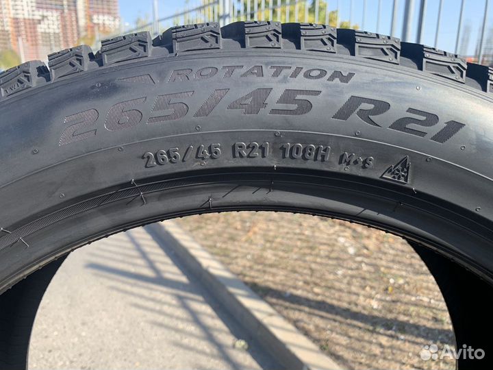 Pirelli Scorpion Ice Zero 2 265/45 R21 108H