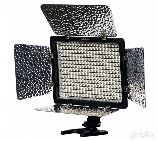 Накамерный свет светодиодный Yongnuo YN-300 II LED