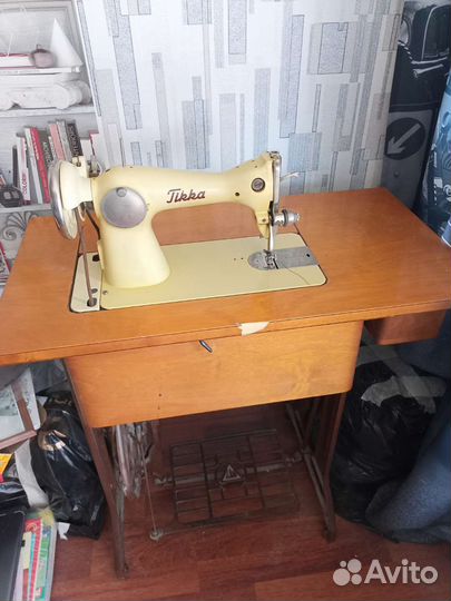Швейная машина tikka