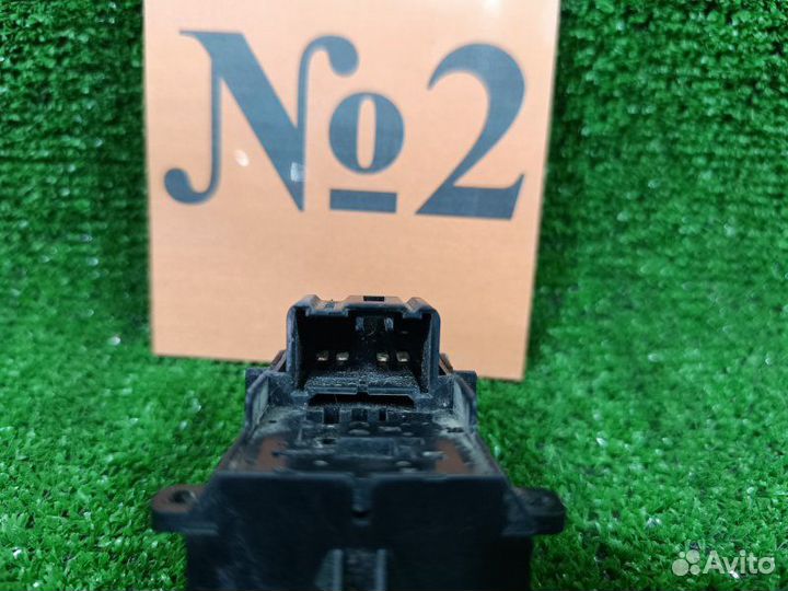 Кнопка стеклоподъемника задняя Honda Civic 4D R18A