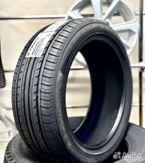 Pirelli Powergy 225/45 R17 94Y