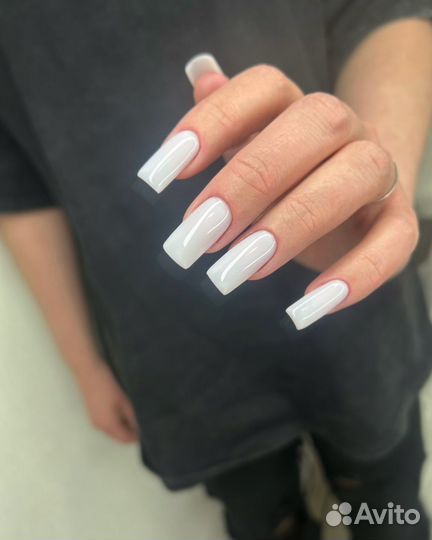 Наращивание ногтей,педикюр,оформление бровей