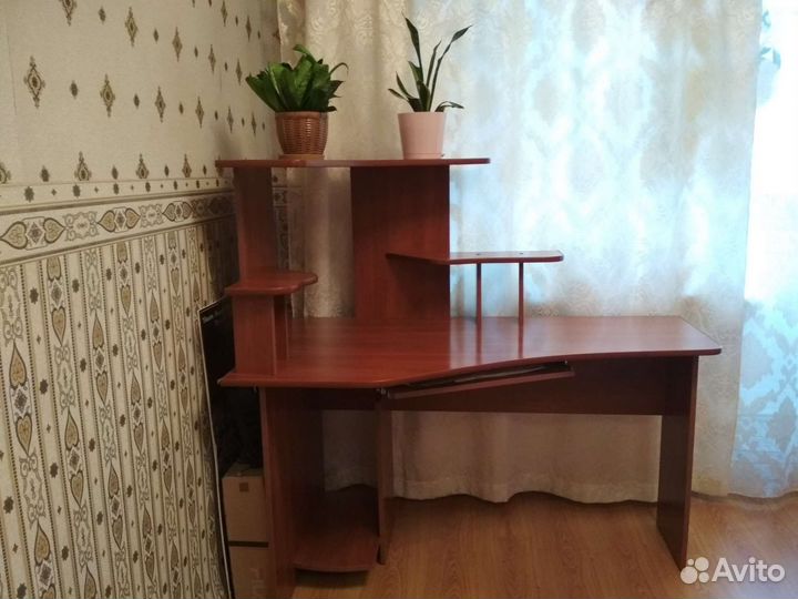 Компьютерный стол бу