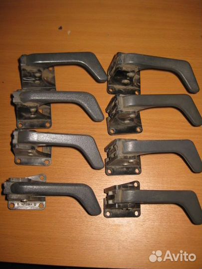 Ручка двери внутренняя правая Лада 2110