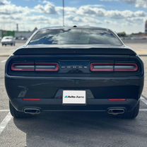 Dodge Challenger 3.6 AT, 2019, 49 500 км, с пробегом, цена 3 350 000 руб.