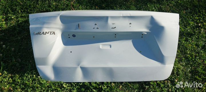 Продам крышку от багажника