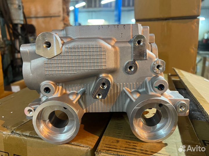 Головка блока цилиндров F16D3