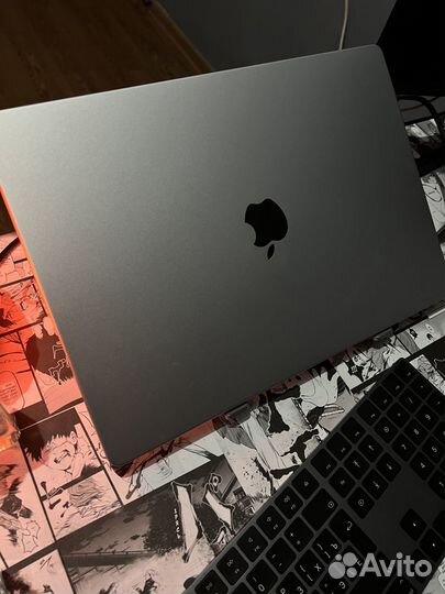 Macbook pro 16 m1 pro 512