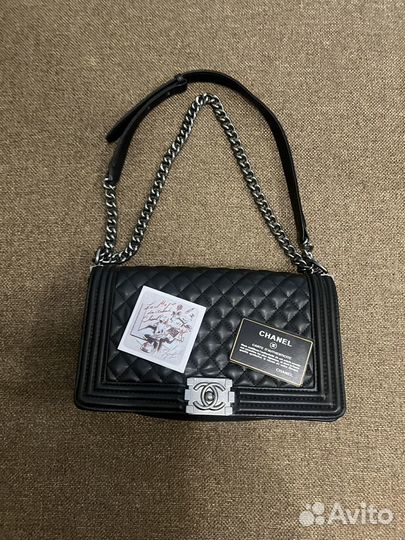 Сумка chanel boy на цепи кожаная