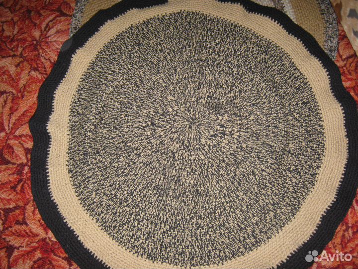 Коврики вязаные