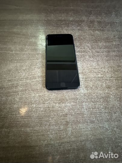 iPhone 7, 32 ГБ