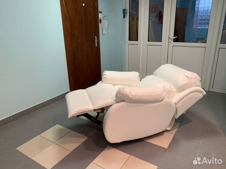 Кресло реклайнер