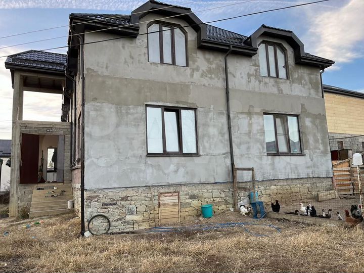 Дом 360 м² на участке 8 сот.