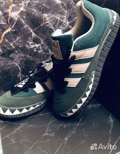 Кроссовки мужские осенние замшевые Adidas adimatic