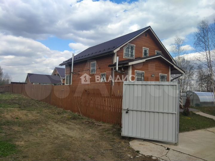 Дом 158 м² на участке 15 сот.