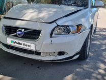 Volvo S40 1.6 MT, 2011, битый, 170 000 км, с пробегом, цена 450 000 руб.
