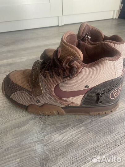 Travis Scott x Nike Air Trainer 1