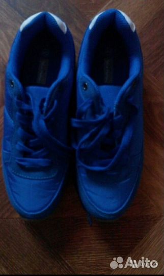 Новые кроссовки