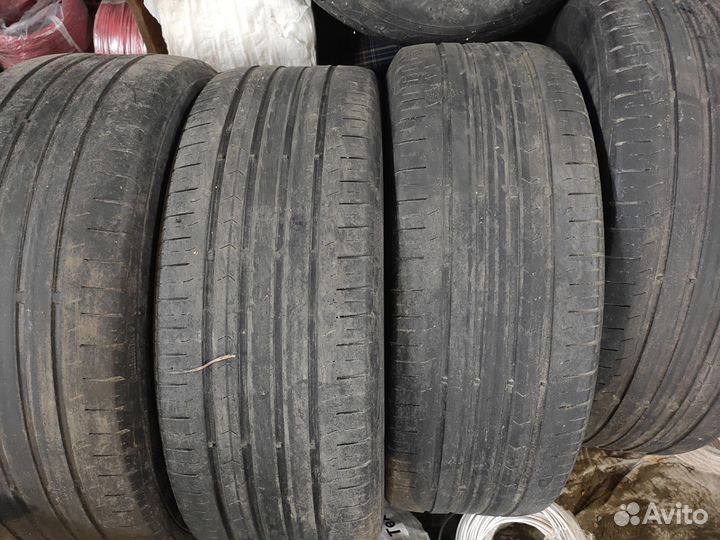 Continental ContiPremiumContact 5 225/60 R17 99V