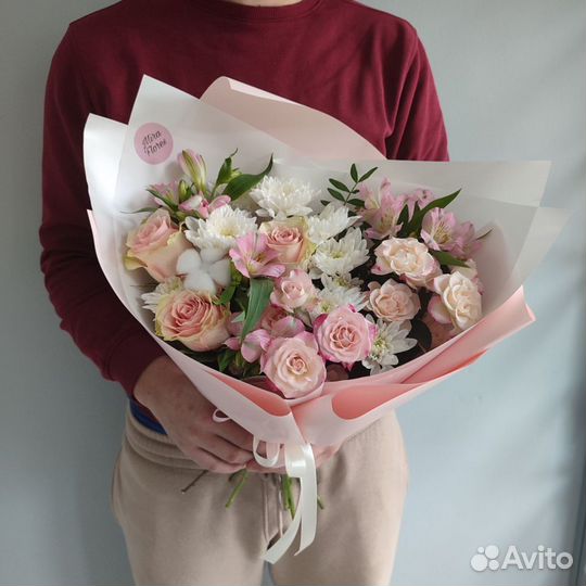 Сборный букет из роз и хризантемы