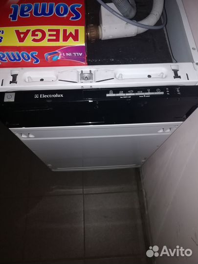 Посудомоечная машина electrolux esl45010