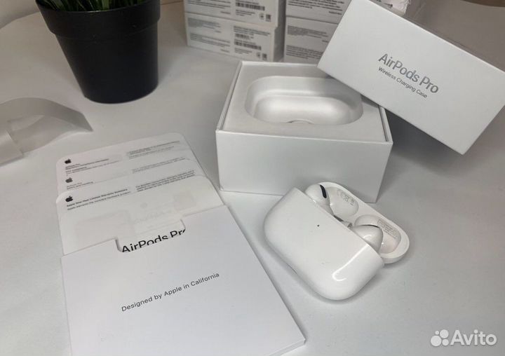 AirPods Pro / AirPods 2 + подарок чехол