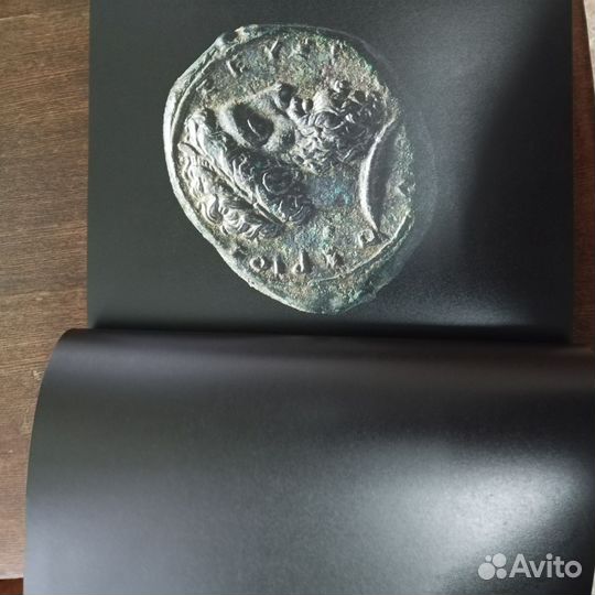 Книга история монет
