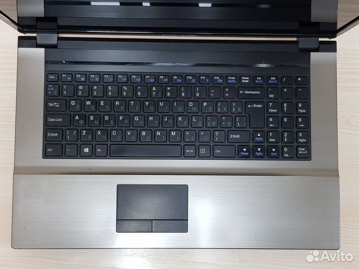 Ноутбук на Core i5 3230M с Видеокартой 1Гб