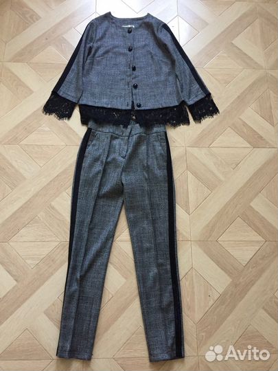 Брючный костюм женский