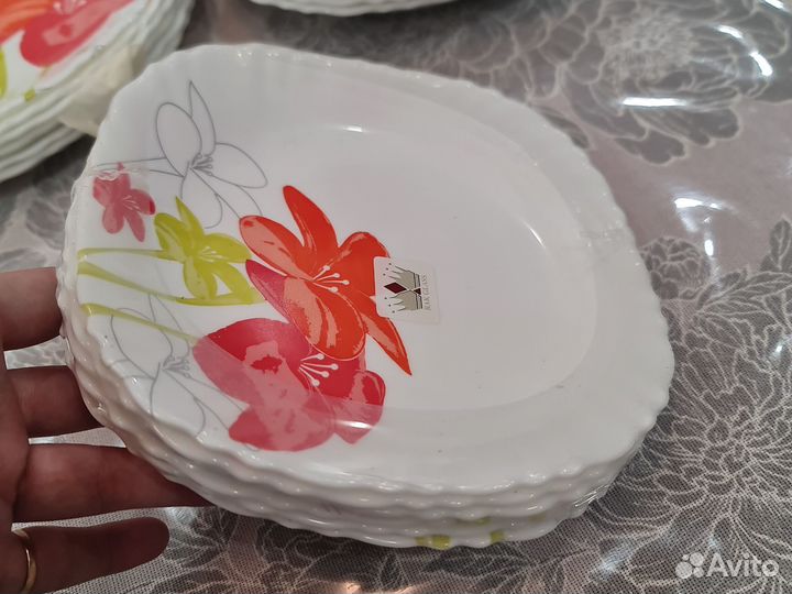 Набор столовой посуды на 6 персон