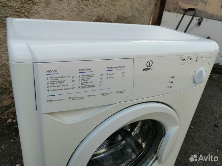 Стиральная машина indesit 4кг узкая