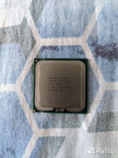 Процессор Intel Core 2 Duo E8400