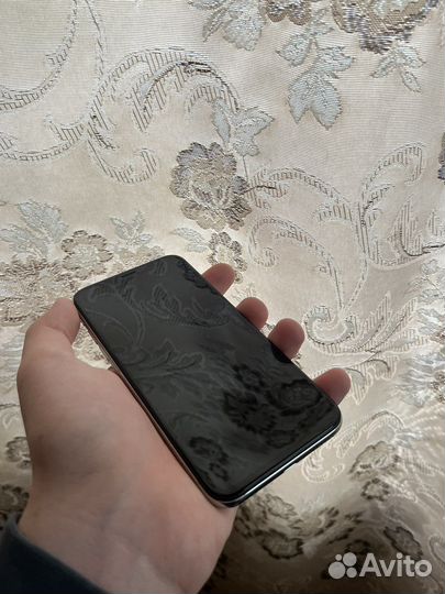 iPhone X на 256gb