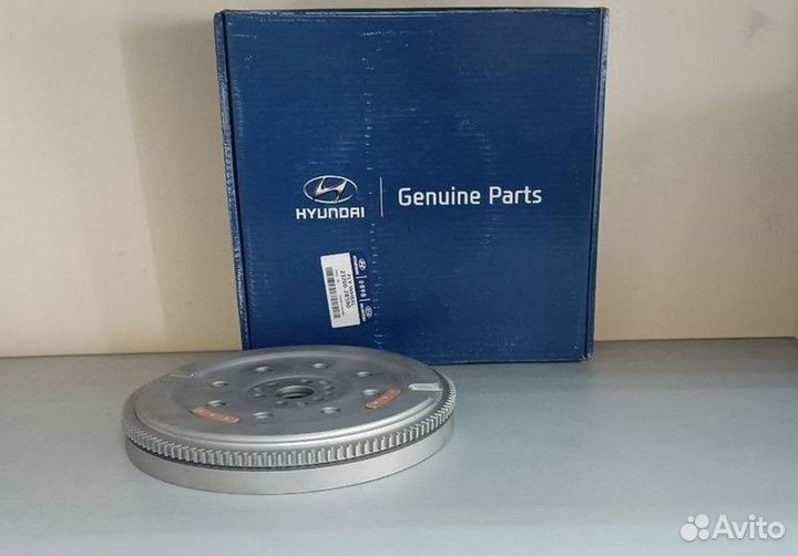 Маховик двухмассовый 232002b590/23200-2b590 новый