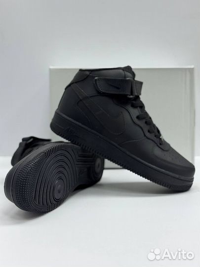 Кроссовки Nike Air Force 1