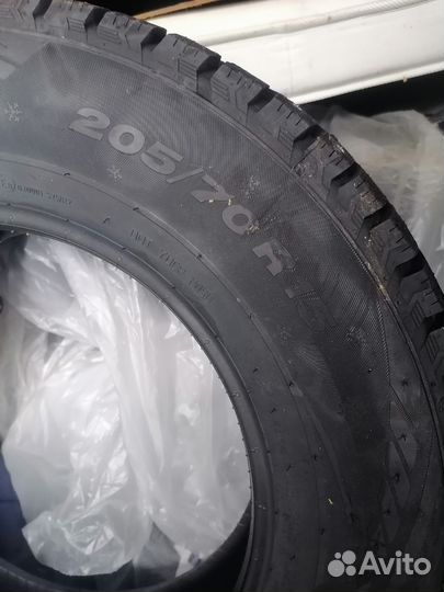 Viatti Bosco Nordico V-523 205/70 R15